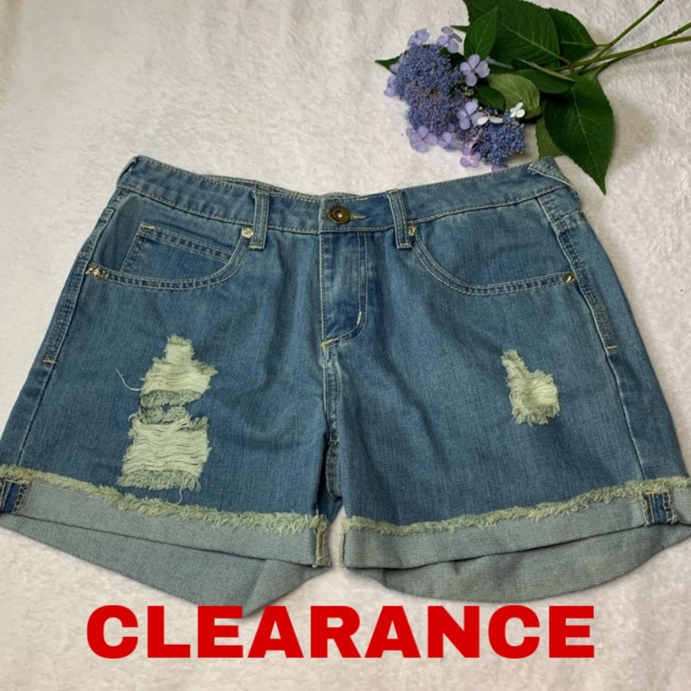 NWOT Distressed Cuffed Jean Shorts